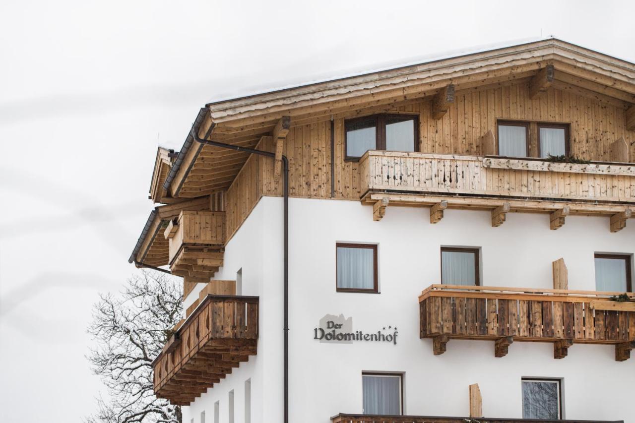 Der Dolomitenhof - Tristach Lienz Exterior photo